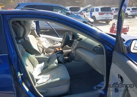 2010 Toyota Camry Le z USA, uszkodzony, nr VIN 4T4BF3EK5AR079891